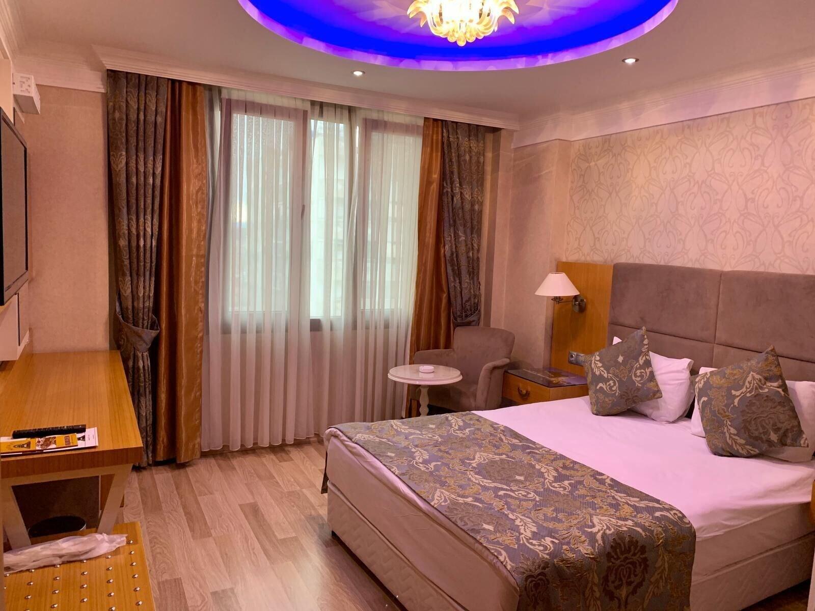 Adana Yukselhan Hotel Exterior foto